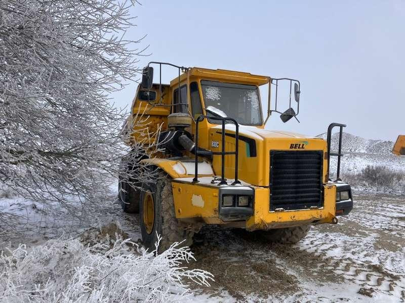 Bell B30C 6X6 - Zglobni kiper: slika 2 Bell B30C 6X6 - Zglobni kiper: slika 2