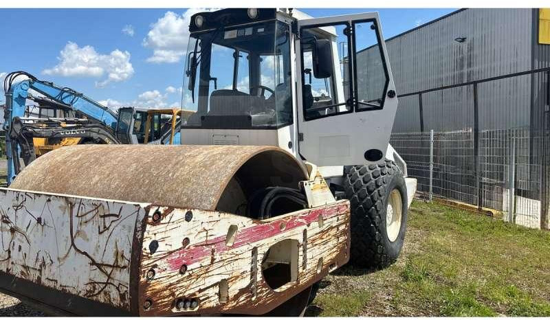 Bomag BW219 DH-4 - Kombinovani valjak: slika 2 Bomag BW219 DH-4 - Kombinovani valjak: slika 2