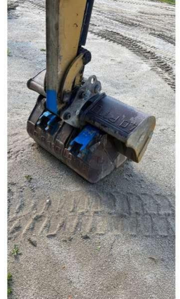 Caterpillar 302.5C - Mini bager: slika 3 Caterpillar 302.5C - Mini bager: slika 3