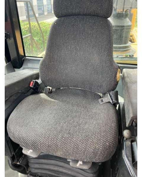 Lizing Caterpillar 826H Caterpillar 826H: slika 17 Lizing Caterpillar 826H Caterpillar 826H: slika 17