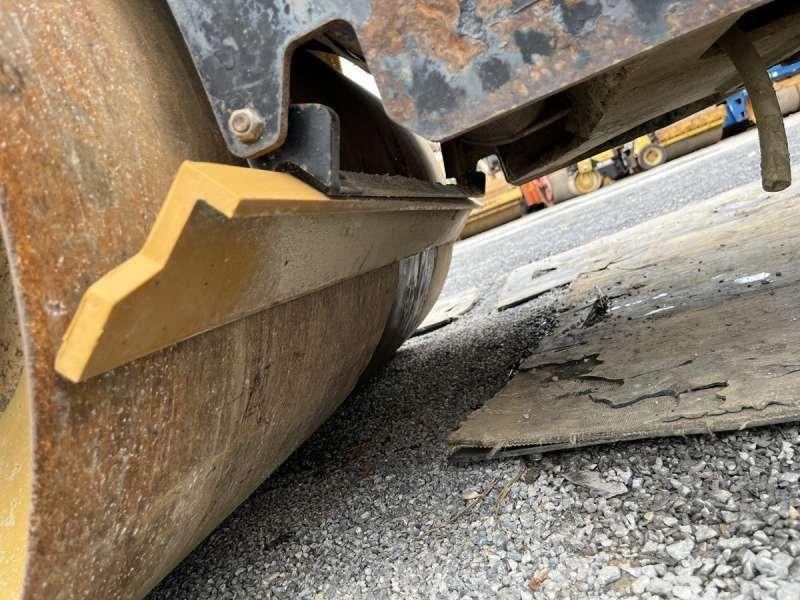 Valjak za puteve Caterpillar CB-224E: slika 14 Valjak za puteve Caterpillar CB-224E: slika 14