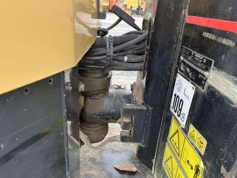 Valjak za puteve Caterpillar CB-224E: slika 25 Valjak za puteve Caterpillar CB-224E: slika 25