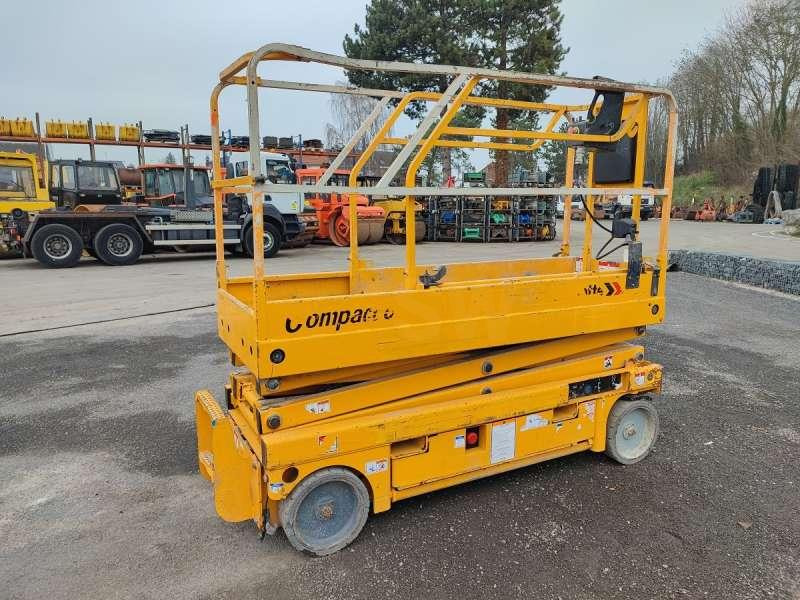 Haulotte CISEAUX COMPACT 8 - Jarbolna penjajuća platforma: slika 4 Haulotte CISEAUX COMPACT 8 - Jarbolna penjajuća platforma: slika 4