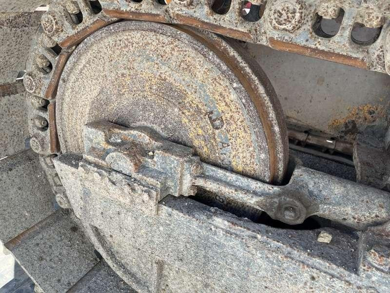 Utovarivač guseničar Liebherr LR614: slika 24