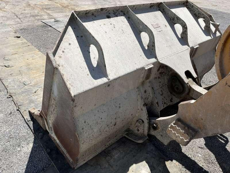 Utovarivač guseničar Liebherr LR614: slika 12