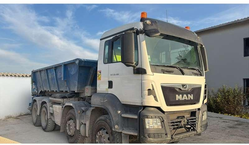 MAN TGS 35.460 8X4 - Kamion sa hidrauličnom kukom: slika 3 MAN TGS 35.460 8X4 - Kamion sa hidrauličnom kukom: slika 3