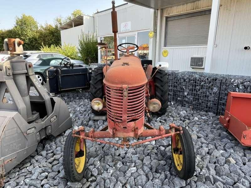 MASSEY-HARRIS PONY 812 - Traktor: slika 4 MASSEY-HARRIS PONY 812 - Traktor: slika 4