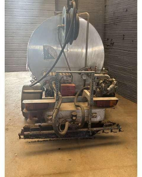 Mercedes 410 A EMULSION + TREMI GRAVILLON - Prskalica bitu-emulzije: slika 3 Mercedes 410 A EMULSION + TREMI GRAVILLON - Prskalica bitu-emulzije: slika 3