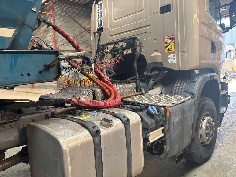 Scania G450 4X4 - Tegljač: slika 4 Scania G450 4X4 - Tegljač: slika 4