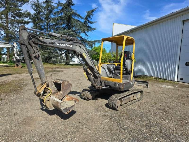 Volvo ECR38 - Mini bager: slika 2 Volvo ECR38 - Mini bager: slika 2