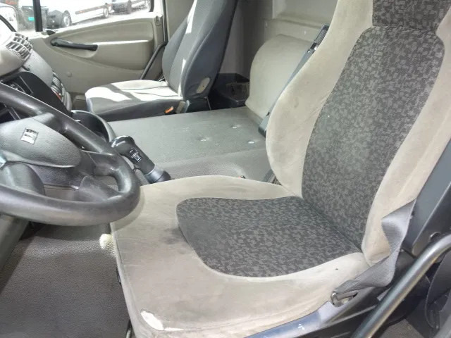 Kamion sa tovarnim sandukom, Kamion sa dizalicom DAF CF 360 6X4 MANUAL GEAR STEELSPRINGS 18,5 TON PALFINKER: slika 14 Kamion sa tovarnim sandukom, Kamion sa dizalicom DAF CF 360 6X4 MANUAL GEAR STEELSPRINGS 18,5 TON PALFINKER: slika 14