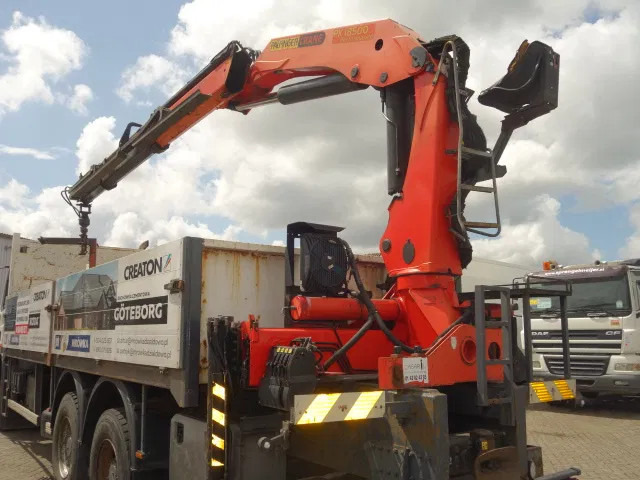 Kamion sa tovarnim sandukom, Kamion sa dizalicom DAF CF 360 6X4 MANUAL GEAR STEELSPRINGS 18,5 TON PALFINKER: slika 9 Kamion sa tovarnim sandukom, Kamion sa dizalicom DAF CF 360 6X4 MANUAL GEAR STEELSPRINGS 18,5 TON PALFINKER: slika 9