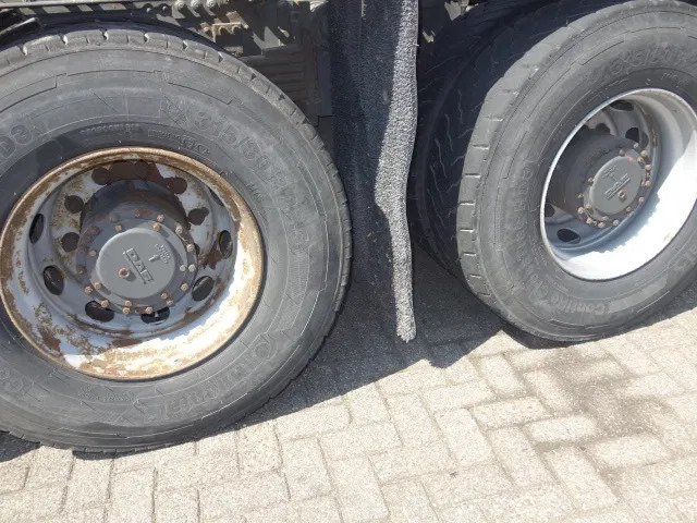 DAF CF 410 8X4 NCH CONTAINER SYSTEEM 32 TON 90 graden silo containers - Kamion sa kablovskim sistemom: slika 5 DAF CF 410 8X4 NCH CONTAINER SYSTEEM 32 TON 90 graden silo containers - Kamion sa kablovskim sistemom: slika 5