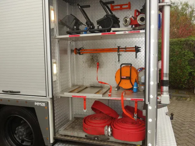 Mercedes-Benz 1325 godiva pump bomberos - Vatrogasni kamion: slika 3 Mercedes-Benz 1325 godiva pump bomberos - Vatrogasni kamion: slika 3