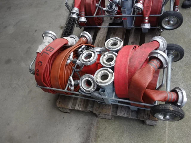 Mercedes-Benz 80euro fire hose - Vatrogasni kamion: slika 1 Mercedes-Benz 80euro fire hose - Vatrogasni kamion: slika 1