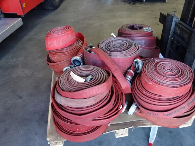 Mercedes-Benz 80euro fire hose - Vatrogasni kamion: slika 2 Mercedes-Benz 80euro fire hose - Vatrogasni kamion: slika 2