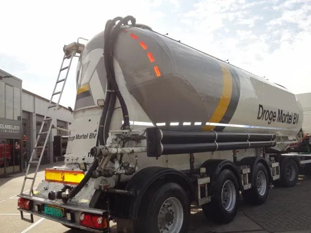 SPITZER 39m3  3 compartments,STOFFILTER, - Poluprikolica cisterna: slika 3 SPITZER 39m3  3 compartments,STOFFILTER, - Poluprikolica cisterna: slika 3