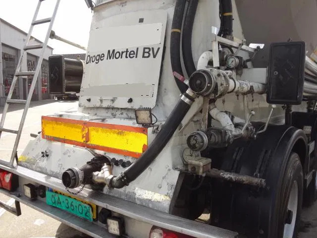 SPITZER 39m3  3 compartments,STOFFILTER, - Poluprikolica cisterna: slika 4 SPITZER 39m3  3 compartments,STOFFILTER, - Poluprikolica cisterna: slika 4