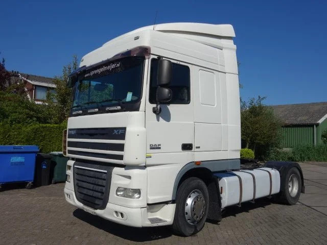 DAF XF 105.460 zf intarder - Tegljač: slika 1 DAF XF 105.460 zf intarder - Tegljač: slika 1