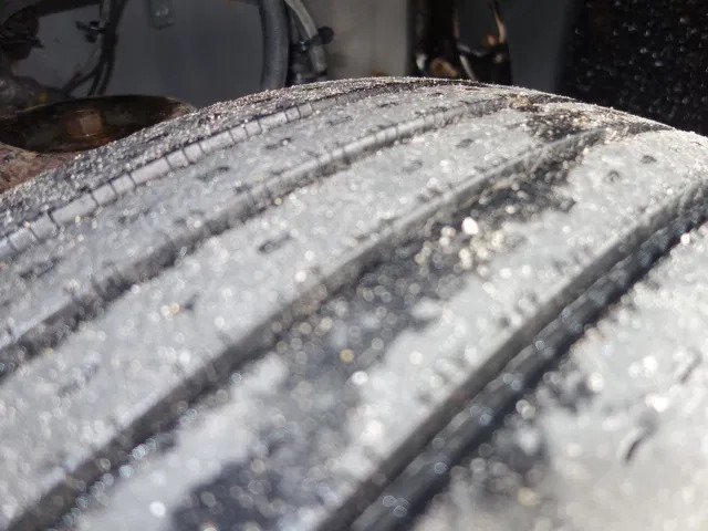 Volvo FM 12 18500liter tank,AIRCO,MANUAL GEARBOX - Kamion cisterna: slika 2 Volvo FM 12 18500liter tank,AIRCO,MANUAL GEARBOX - Kamion cisterna: slika 2