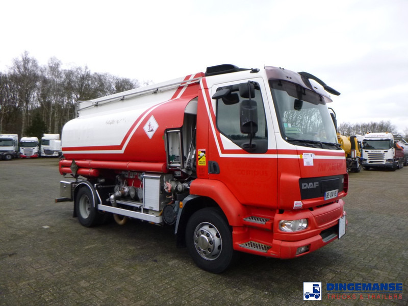 DAF LF 55.250 4X2 fuel tank 11.5 m3 / 4 comp - Kamion cisterna: slika 2 DAF LF 55.250 4X2 fuel tank 11.5 m3 / 4 comp - Kamion cisterna: slika 2