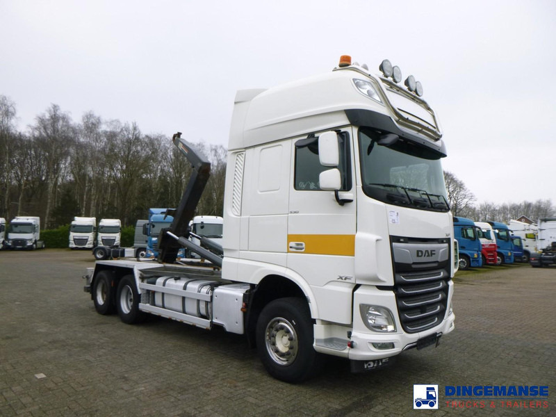 DAF XF 530 6x2 Euro 6 VDL container hook - Kamion sa hidrauličnom kukom: slika 2 DAF XF 530 6x2 Euro 6 VDL container hook - Kamion sa hidrauličnom kukom: slika 2