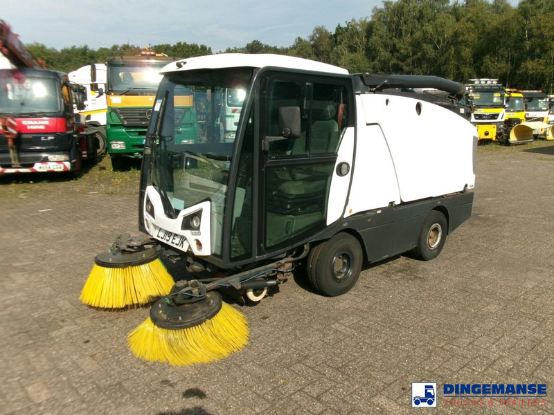 Johnston C202 compact street sweeper - Autočistilica: slika 1 Johnston C202 compact street sweeper - Autočistilica: slika 1