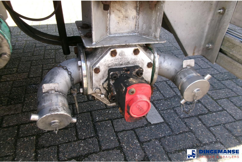 Poluprikolica cisterna LAG Chemical tank inox 37.5 m3 / 1 comp + pump: slika 15 Poluprikolica cisterna LAG Chemical tank inox 37.5 m3 / 1 comp + pump: slika 15