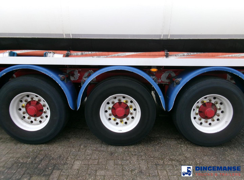 Lakeland Fuel tank alu 42.8 m3 / 6 comp + pump - Poluprikolica cisterna: slika 5 Lakeland Fuel tank alu 42.8 m3 / 6 comp + pump - Poluprikolica cisterna: slika 5