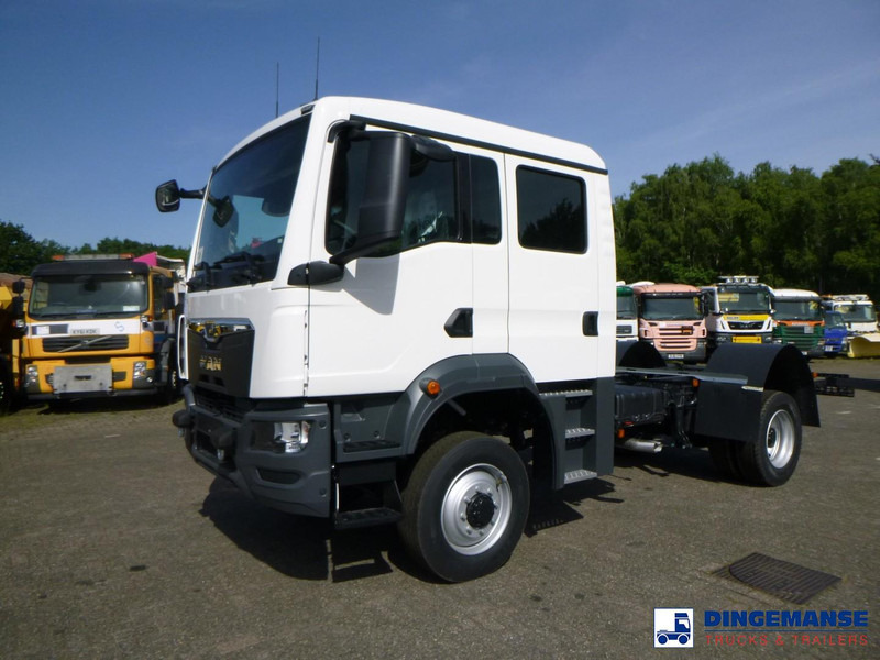 MAN TGM 13.320 4X4 BL chassis / new/unused - Kamion sa golom šasijom i zatvorenom kabinom: slika 1 MAN TGM 13.320 4X4 BL chassis / new/unused - Kamion sa golom šasijom i zatvorenom kabinom: slika 1