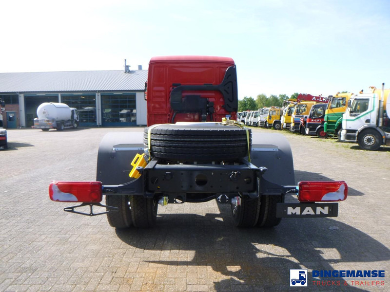 MAN TGM 18.320 4x4 BB chassis / new/unused - Kamion sa golom šasijom i zatvorenom kabinom: slika 5 MAN TGM 18.320 4x4 BB chassis / new/unused - Kamion sa golom šasijom i zatvorenom kabinom: slika 5