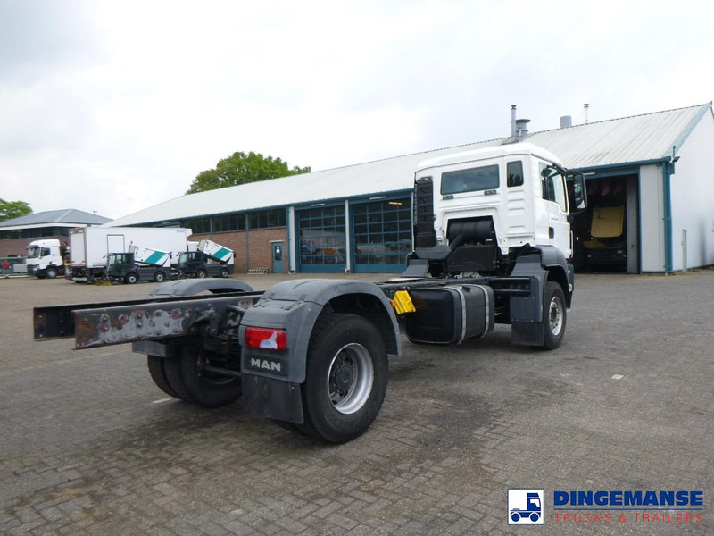 MAN TGS 19.360 4X2 BBS manual Euro 2 chassis + PTO - Kamion sa golom šasijom i zatvorenom kabinom: slika 3 MAN TGS 19.360 4X2 BBS manual Euro 2 chassis + PTO - Kamion sa golom šasijom i zatvorenom kabinom: slika 3