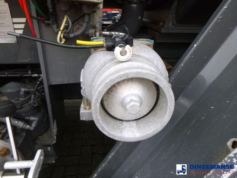 Kamion cisterna MAN TGS 26.320 6X2 RHD fuel tank 20 m3 / 4 comp: slika 12