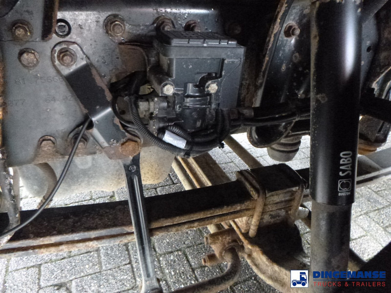 Kamion cisterna MAN TGS 26.320 6X2 RHD fuel tank 20 m3 / 4 comp: slika 9