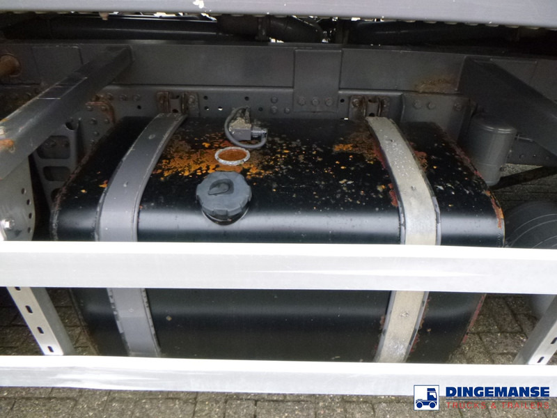 Kamion cisterna MAN TGS 26.320 6X2 RHD fuel tank 20 m3 / 4 comp: slika 10