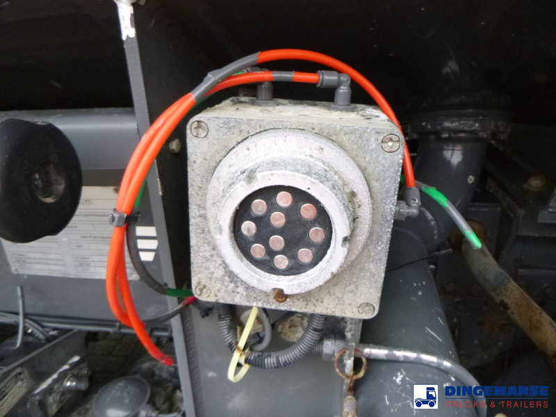 Kamion cisterna MAN TGS 26.320 6X2 RHD fuel tank 20 m3 / 4 comp: slika 13