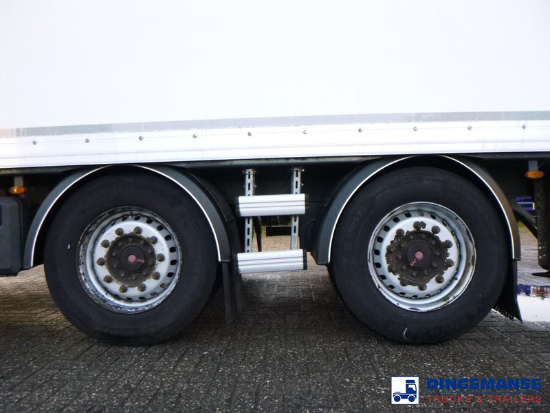 MAN TGX 26.440 6X2 high volume + Fruehauf closed box trailer - Kamion sa zatvorenim sandukom: slika 5 MAN TGX 26.440 6X2 high volume + Fruehauf closed box trailer - Kamion sa zatvorenim sandukom: slika 5