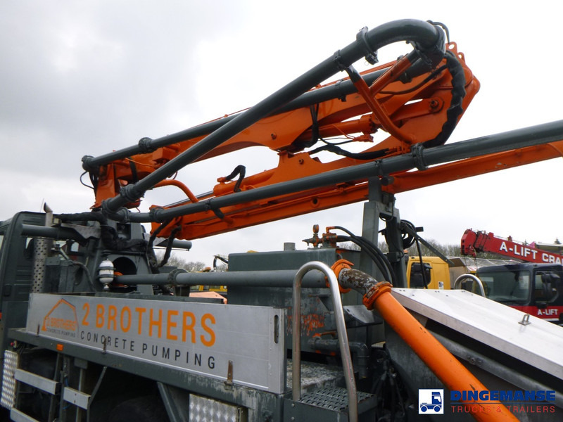 Mercedes-Benz Atego 1823 4x2 Putzmeister concrete pump 16 m - Stacionarna pumpa za beton: slika 5 Mercedes-Benz Atego 1823 4x2 Putzmeister concrete pump 16 m - Stacionarna pumpa za beton: slika 5