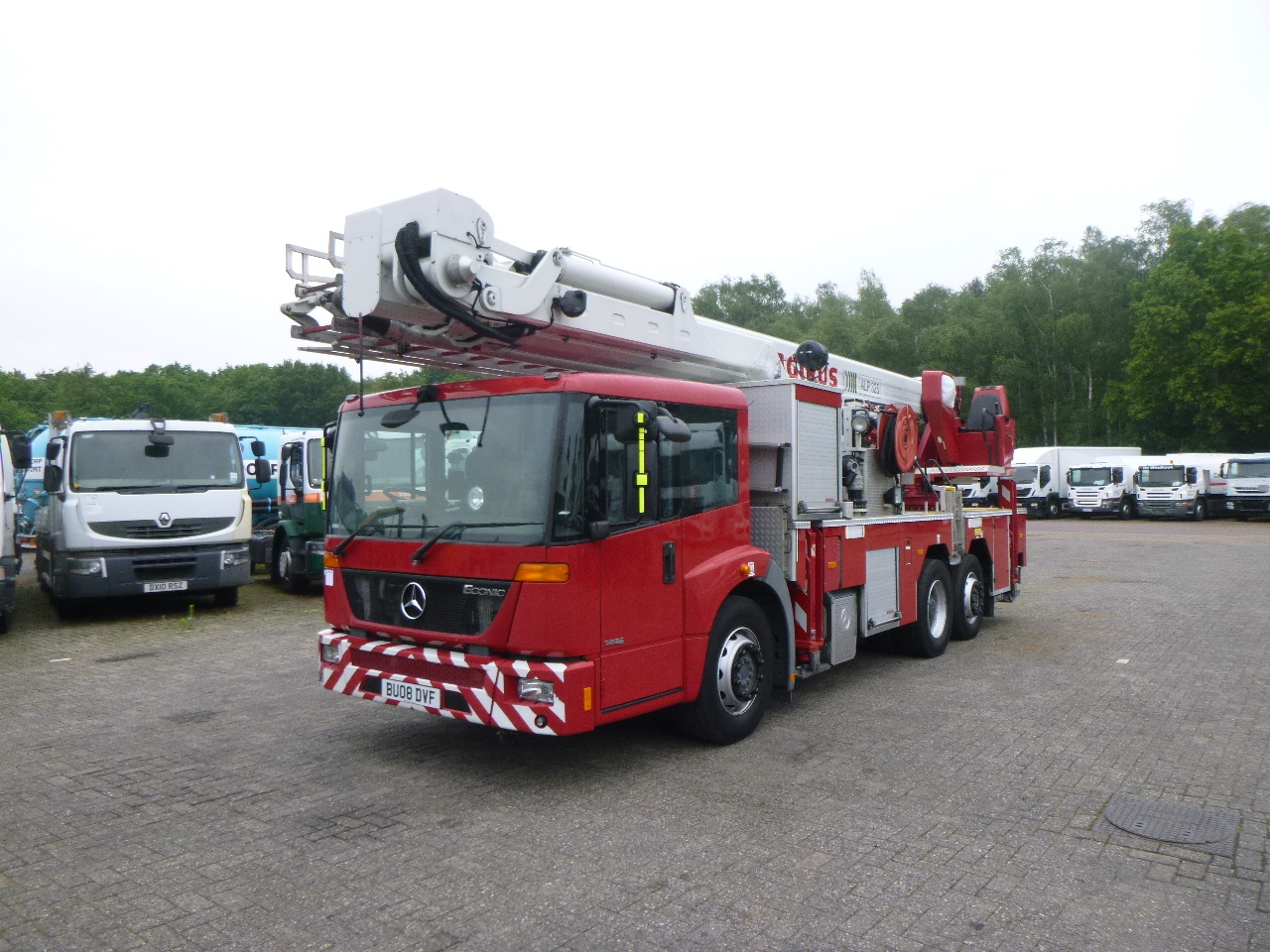 Vatrogasni kamion Mercedes Econic 6x2 RHD Magirus ALP325 fire truck: slika 1