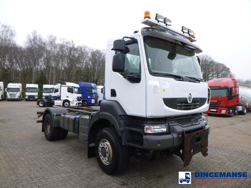 Renault Kerax 380 DXI 4x4 Euro 5 chassis + PTO - Kamion sa golom šasijom i zatvorenom kabinom: slika 2 Renault Kerax 380 DXI 4x4 Euro 5 chassis + PTO - Kamion sa golom šasijom i zatvorenom kabinom: slika 2