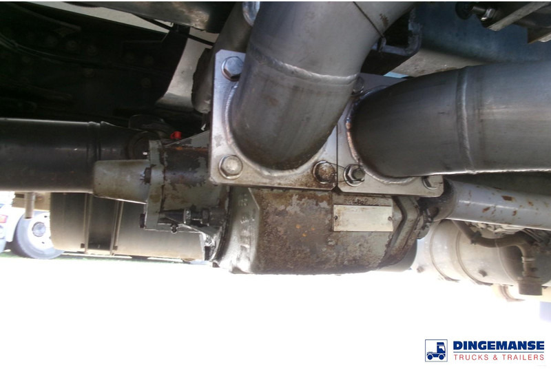 Kamion cisterna Renault Premium 300 4x2 fuel tank 14.2 m3 / 4 comp: slika 15 Kamion cisterna Renault Premium 300 4x2 fuel tank 14.2 m3 / 4 comp: slika 15
