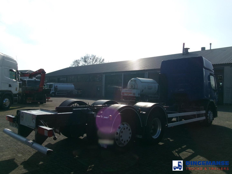 Renault Premium 370 6x2 chassis - Kamion sa golom šasijom i zatvorenom kabinom: slika 4 Renault Premium 370 6x2 chassis - Kamion sa golom šasijom i zatvorenom kabinom: slika 4