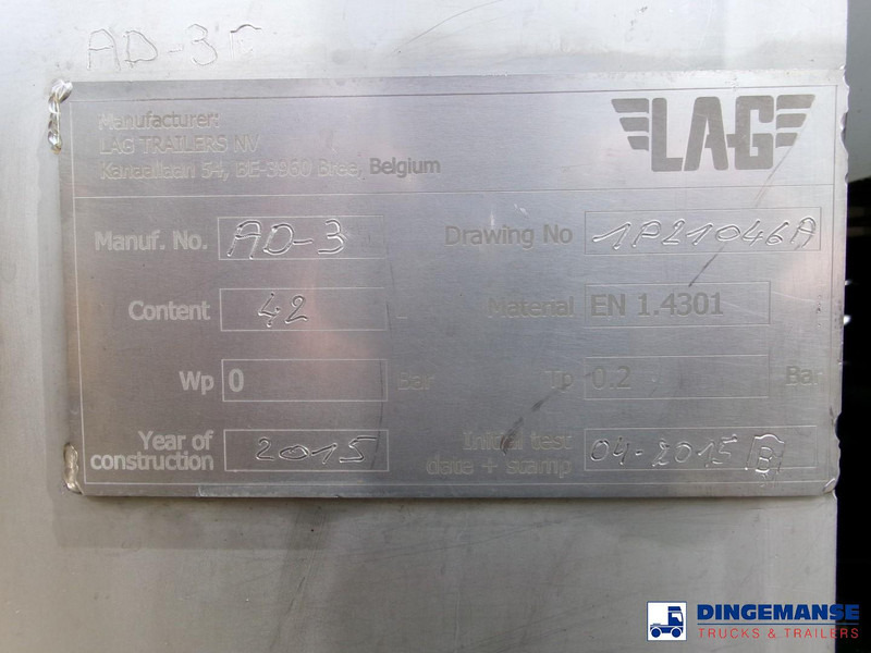 Kamion cisterna Volvo FM 380 6X2 fuel tank 20.6 m3 / 4 comp: slika 10 Kamion cisterna Volvo FM 380 6X2 fuel tank 20.6 m3 / 4 comp: slika 10