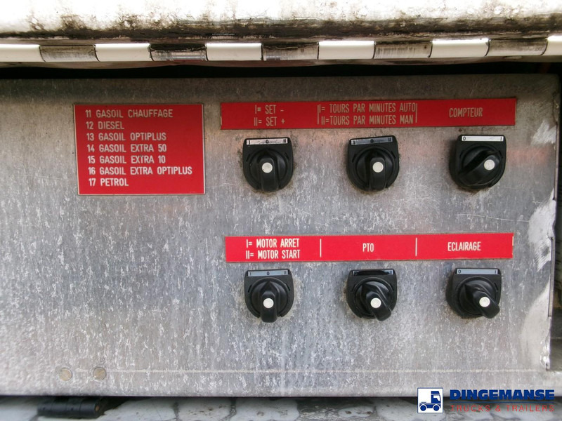 Kamion cisterna Volvo FM 380 6X2 fuel tank 20.6 m3 / 4 comp: slika 14 Kamion cisterna Volvo FM 380 6X2 fuel tank 20.6 m3 / 4 comp: slika 14