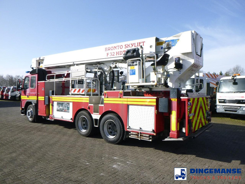 Volvo FM12 6x4 RHD Bronto Skylift F32HDT Angloco fire truck - Vatrogasni kamion: slika 3 Volvo FM12 6x4 RHD Bronto Skylift F32HDT Angloco fire truck - Vatrogasni kamion: slika 3