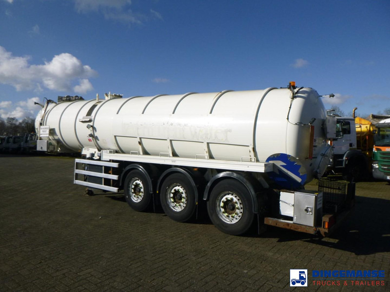 WHALE Vacuum tank inox 29 m3 / 1 comp + engine - Poluprikolica cisterna: slika 3 WHALE Vacuum tank inox 29 m3 / 1 comp + engine - Poluprikolica cisterna: slika 3