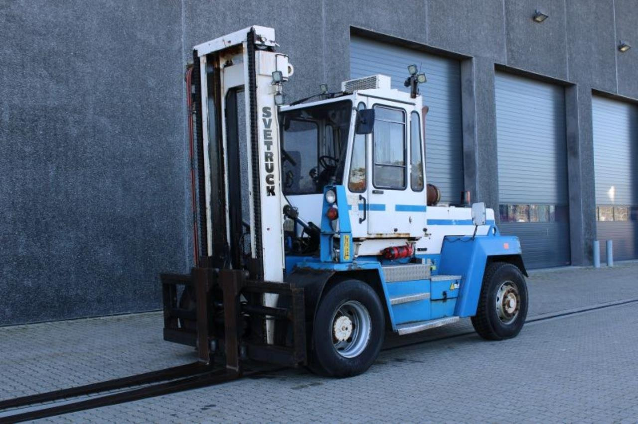 SveTruck 1090-32 - Dizel viljuškar: slika 2 SveTruck 1090-32 - Dizel viljuškar: slika 2