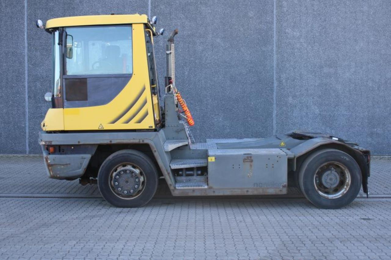 Terberg RT223 - Terminalni traktor: slika 1 Terberg RT223 - Terminalni traktor: slika 1