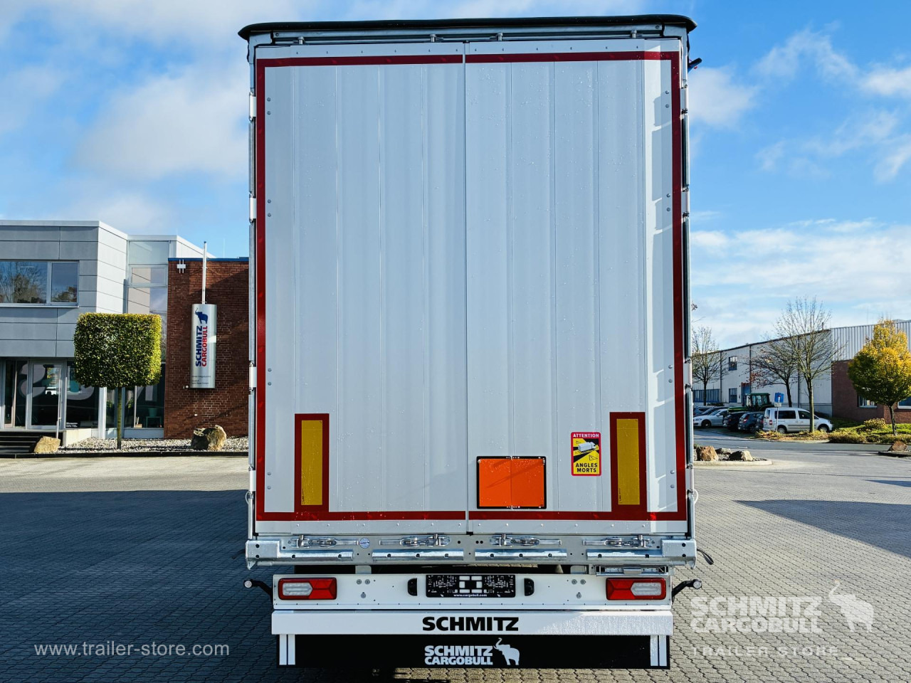 SCHMITZ Auflieger Curtainsider Mega - Poluprikolica sa ceradom: slika 4 SCHMITZ Auflieger Curtainsider Mega - Poluprikolica sa ceradom: slika 4