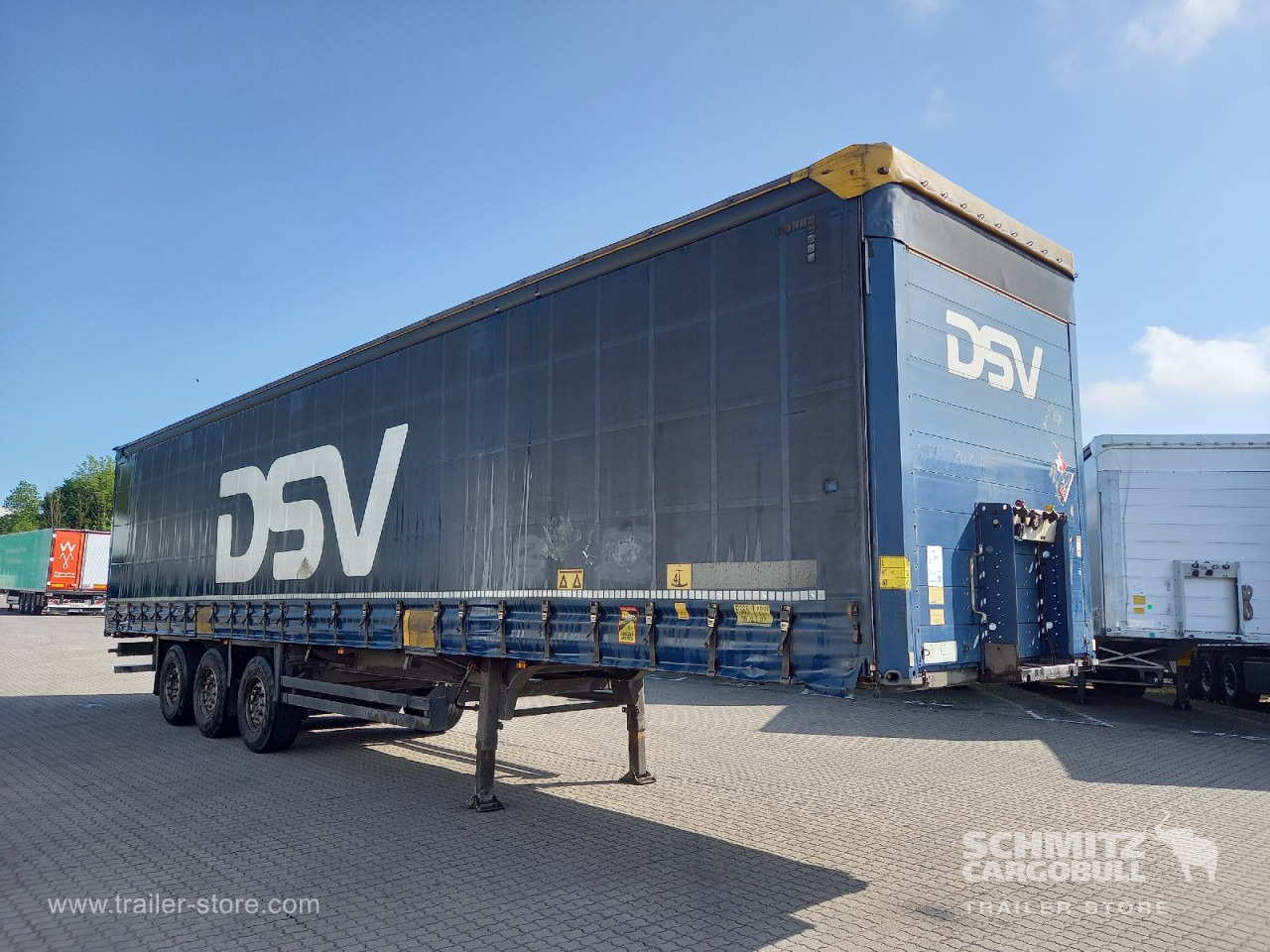 SCHMITZ Auflieger Curtainsider Standard - Poluprikolica sa ceradom: slika 1 SCHMITZ Auflieger Curtainsider Standard - Poluprikolica sa ceradom: slika 1